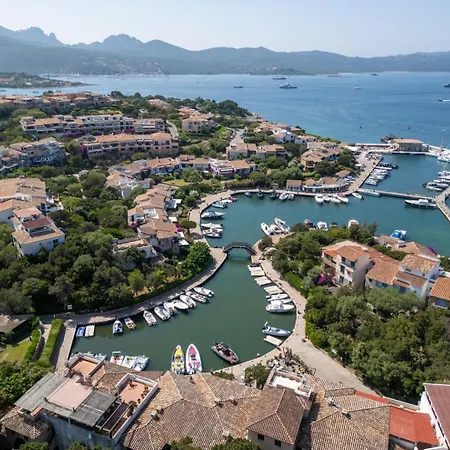 La Dolce Baia - Marina Di * 罗通多港